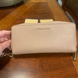 Michael Kors wallet